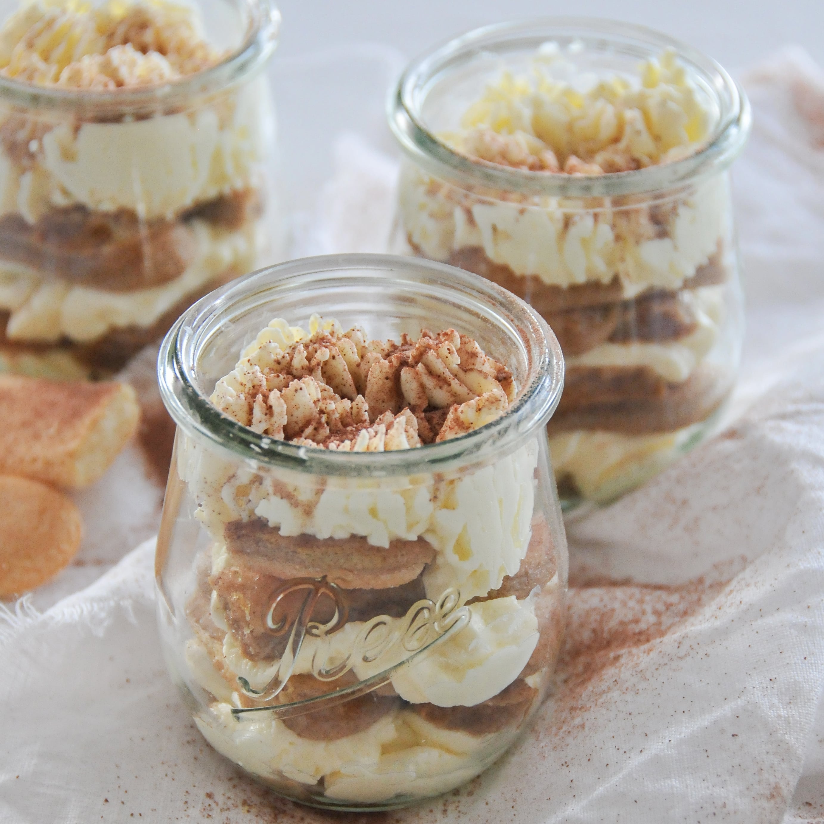 Bienenstich im Glas