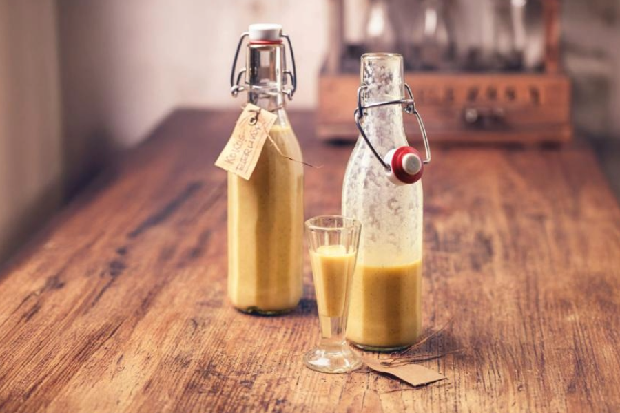 Cremig-aromatischer Kokos-Eierlikör