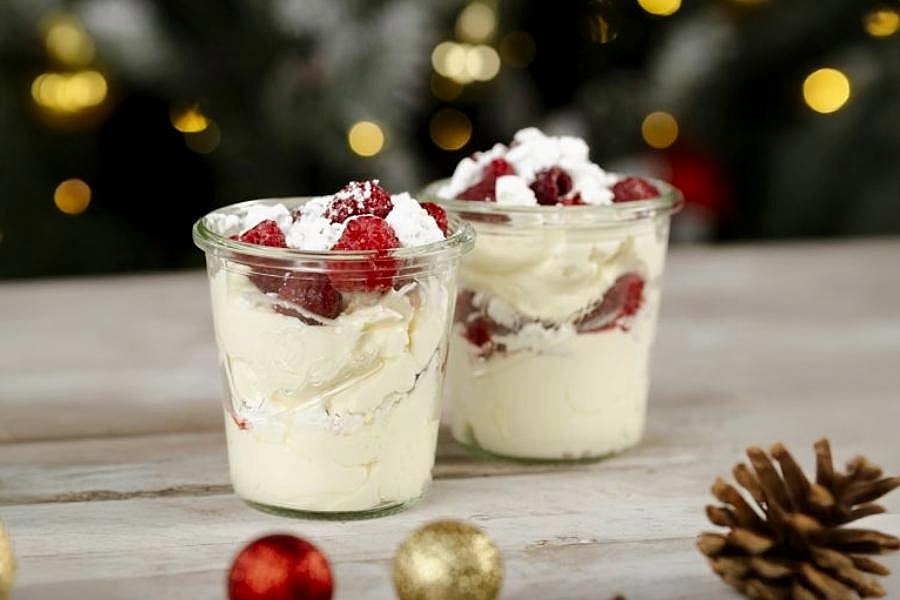 Schneegestöber im Glas