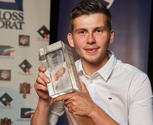 Willy Bauer gewinnt Schlossquadrat Trophy