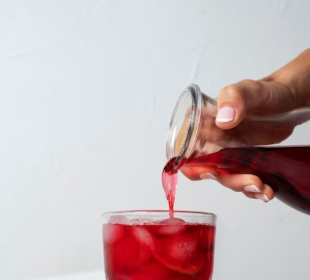 Probiotische Granatapfel-Ingwer-Limonade