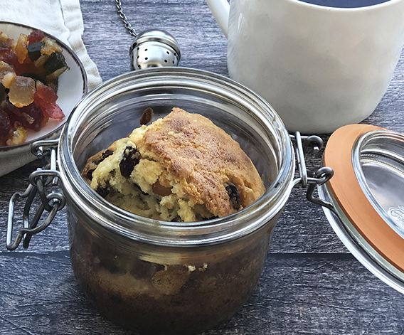 Schmackhafter Kuchen im Glas