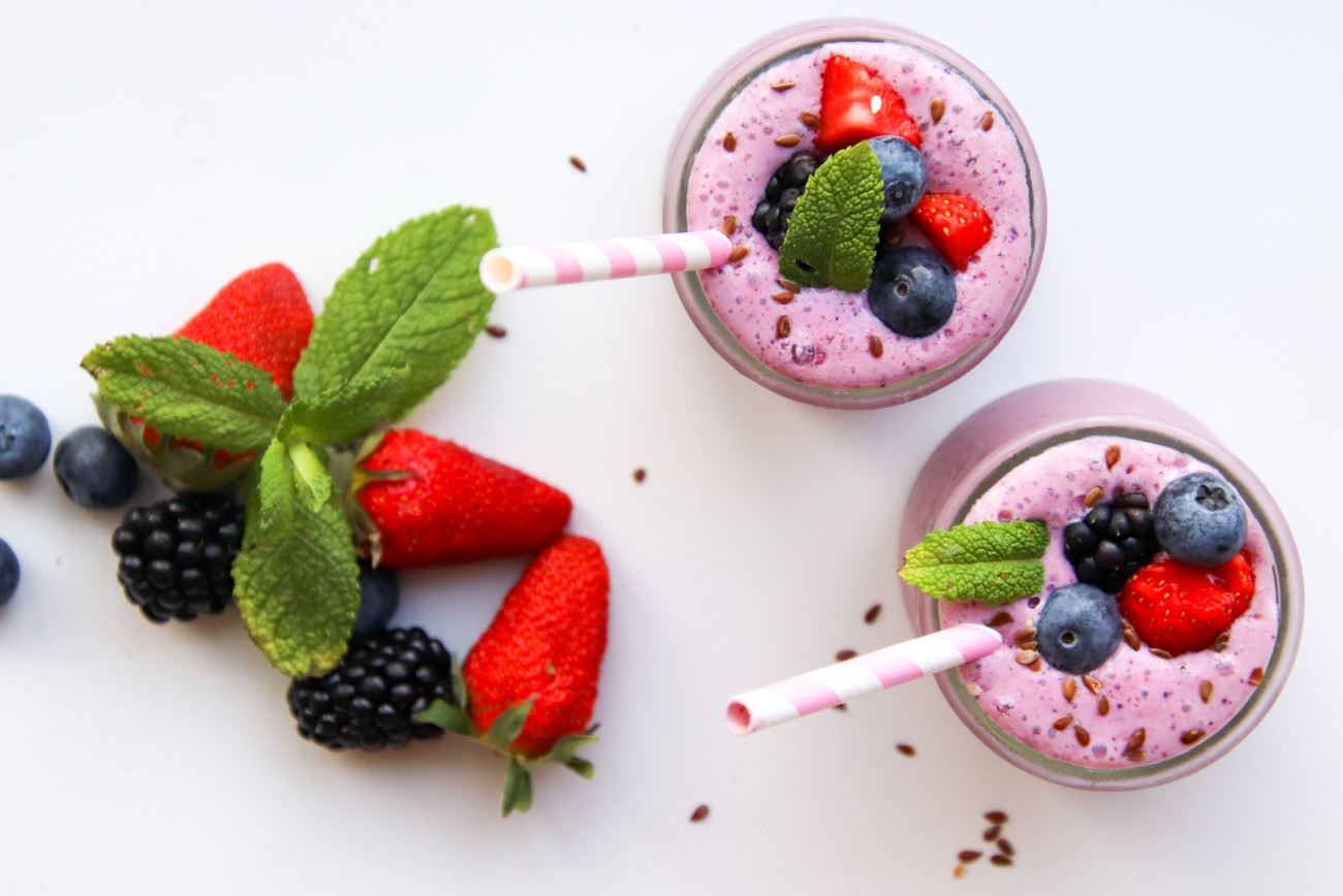 Smoothiebowl mit Beeren